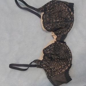 Victorias secret unlined black and nude lace underwire bra 34C